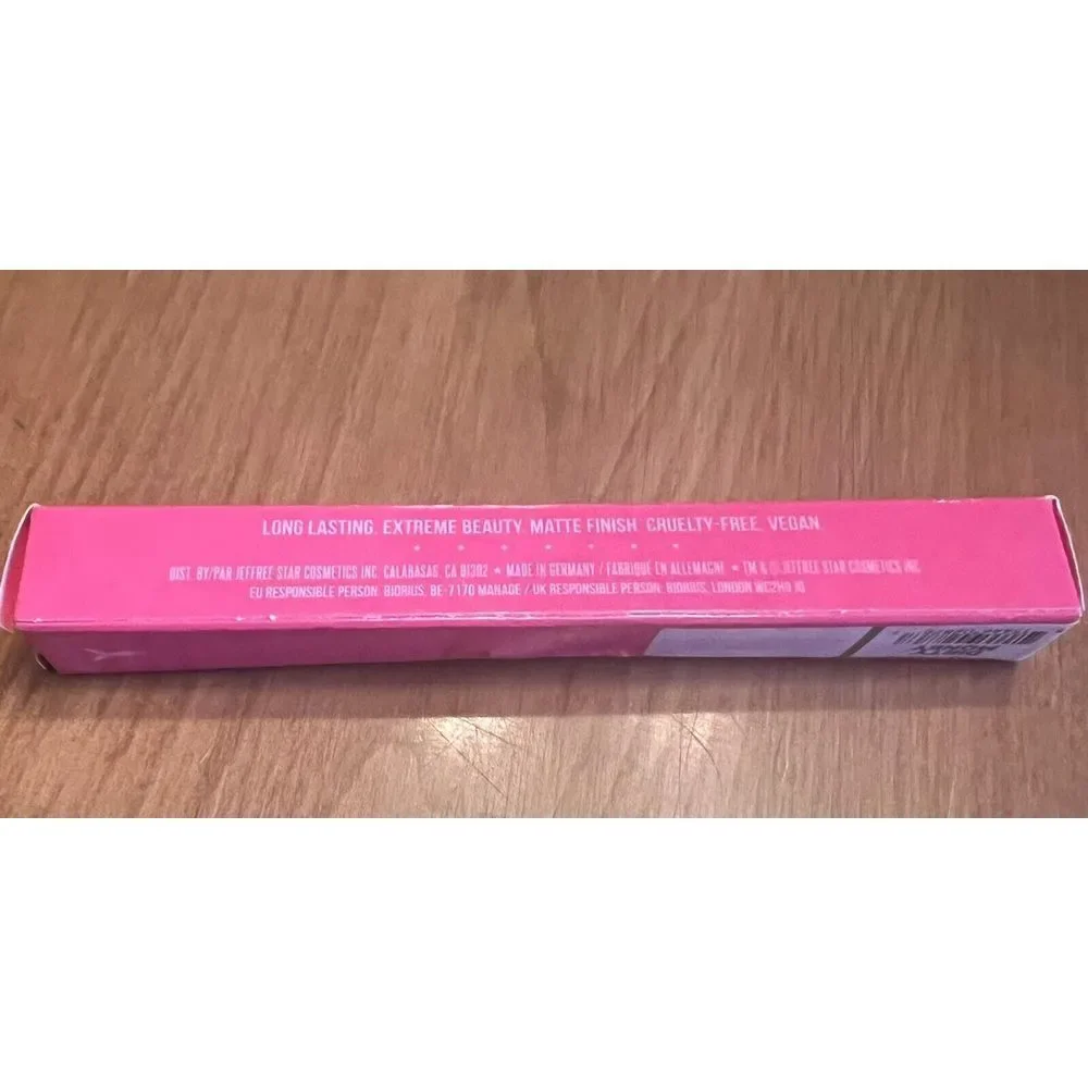 NEW Jeffree Star DIRTY MONEY‎ Olive Green Velour Lip Liner